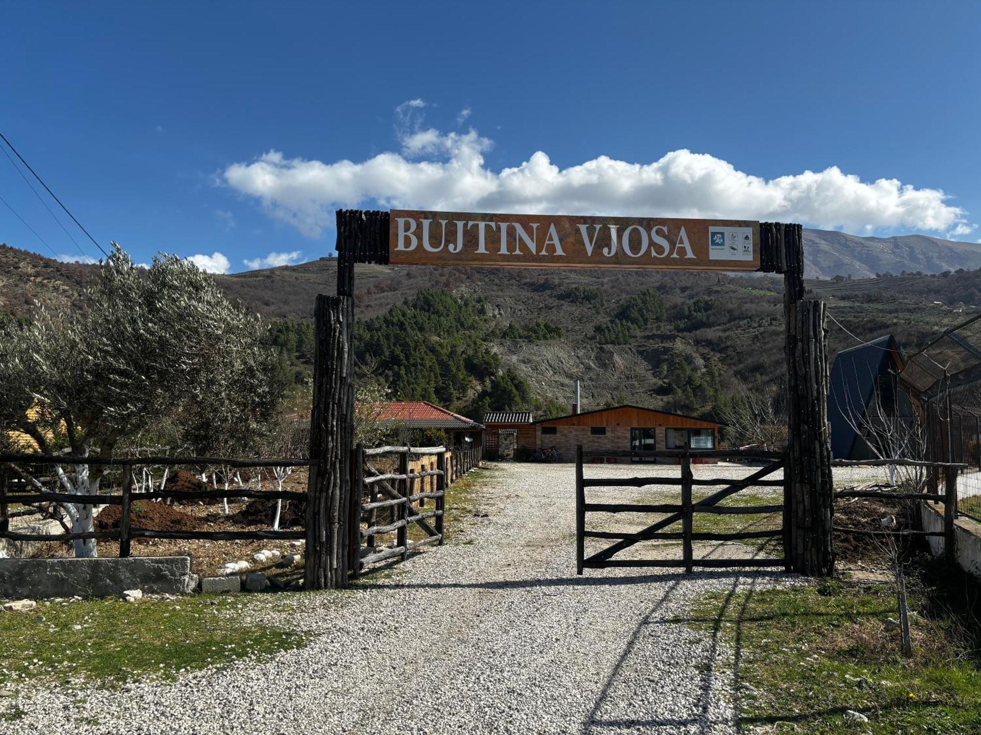 Bujtina Vjosa Memaliaj Exterior foto